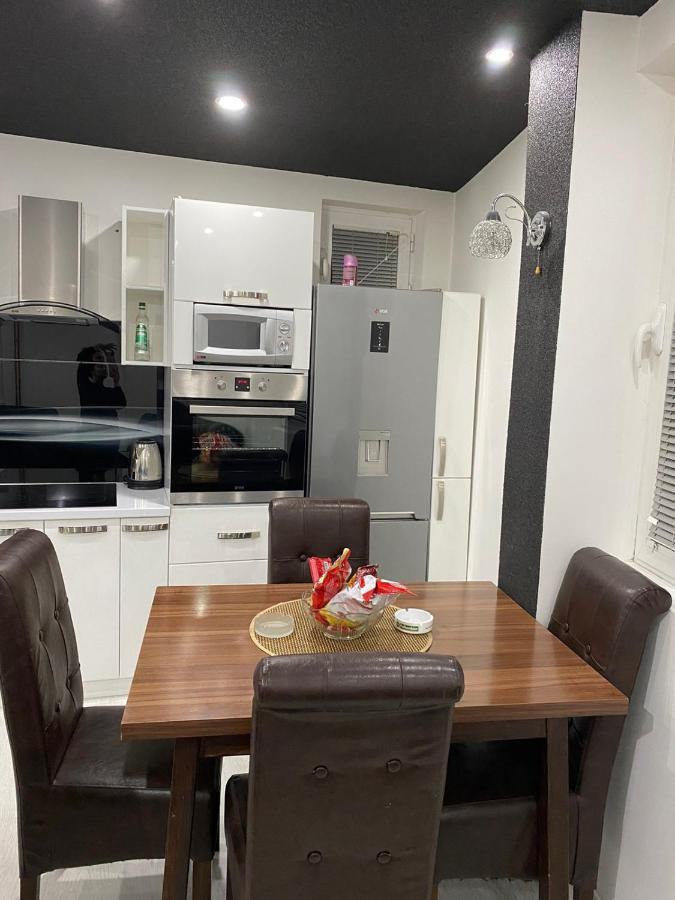 Talija Lux Jagodina Apartment Exterior foto