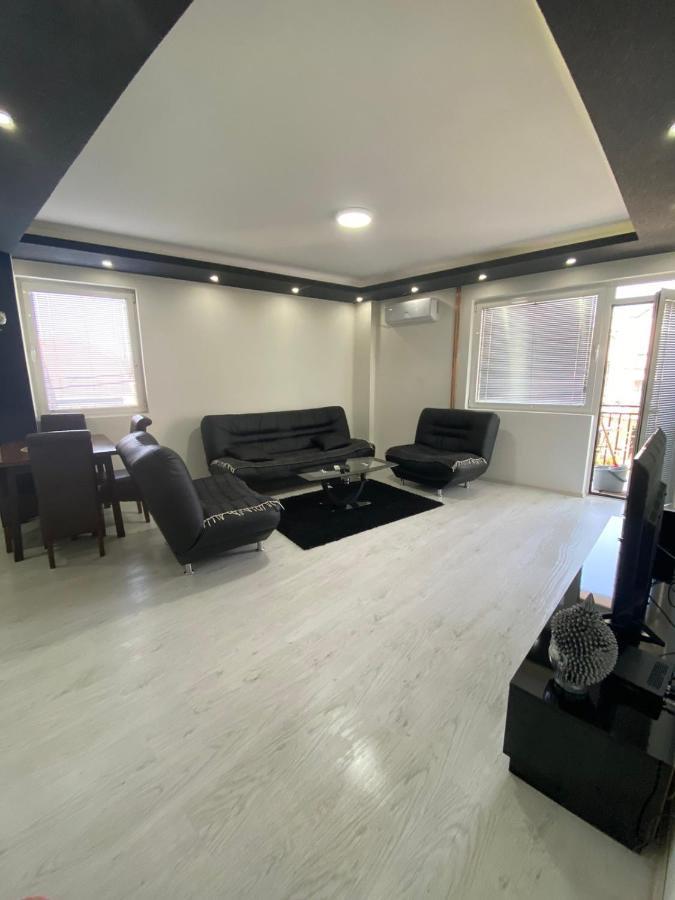 Talija Lux Jagodina Apartment Exterior foto